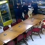 Kütahya’da çay evinde dehşet: Bıçaklı saldırı kamerada