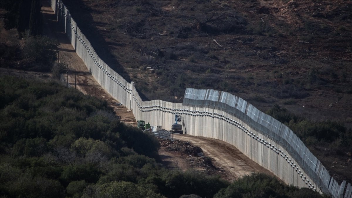Lübnan’a sığınan Suriyelilerin İsrail saldırıları sonrası ülkelerine dönüşü sürüyor