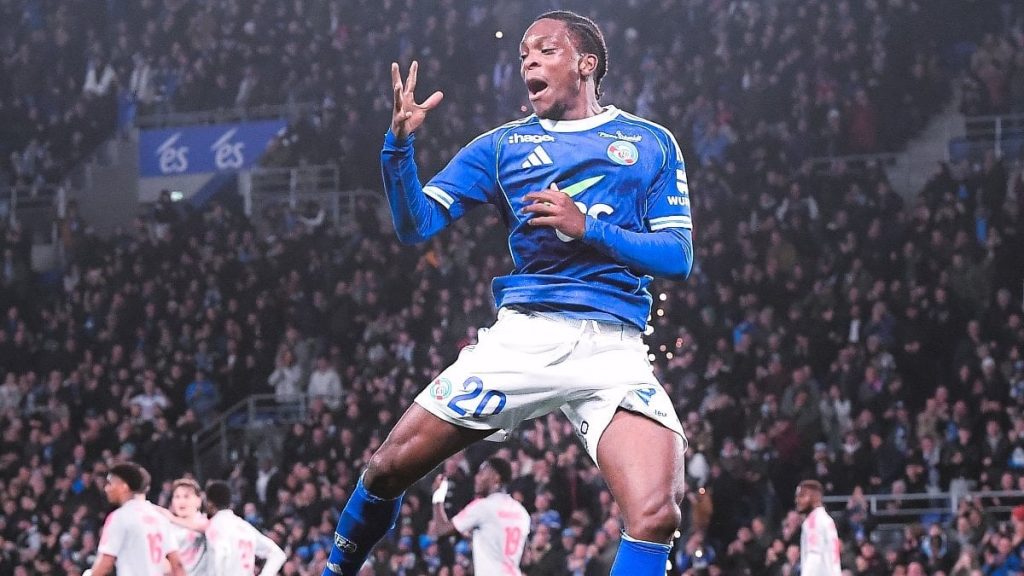 Lyon’un tarihi serisini Strasbourg bitirdi