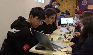 Maltepe Belediyesi’nden çocuklara inovasyon atölyesi