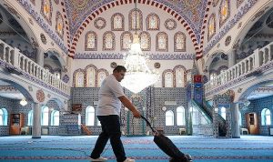 Maltepe’de ibadethaneler Ramazan Bayramı’na hazır