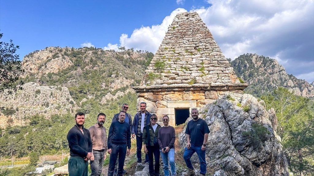 Marmaris’te 2 bin yıllık piramit mezar koruma altına alınıyor
