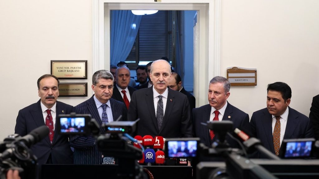 Meclis Başkanı Numan Kurtulmuş’tan siyasi partilere “süreç” ziyareti