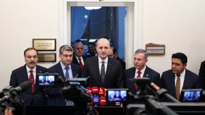 Meclis Başkanı Numan Kurtulmuş’tan siyasi partilere “süreç” ziyareti
