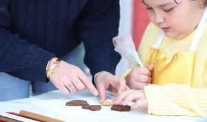 Menderes’in Engelsiz Evi’nde Kurabiye Etkinliği