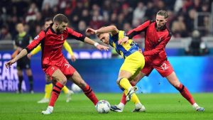 Milan evinde Parma’ya yenildi