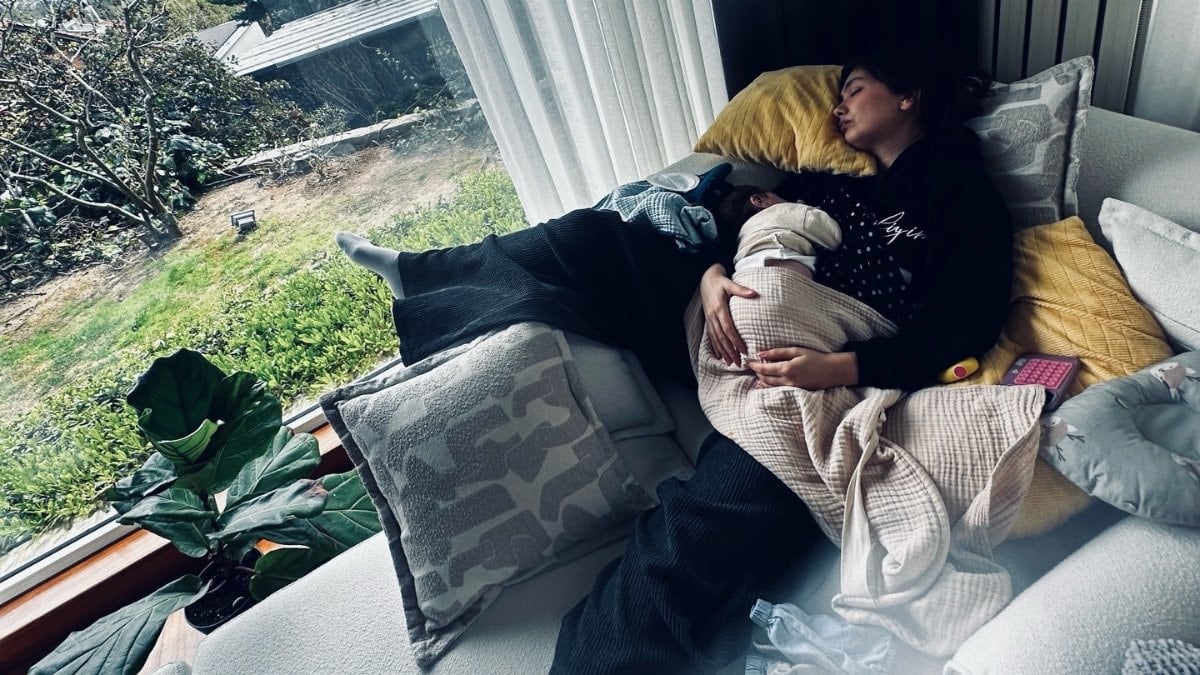 Neslihan Atagül’den duygusal kutlama: Oğlu 1 yaşına girdi