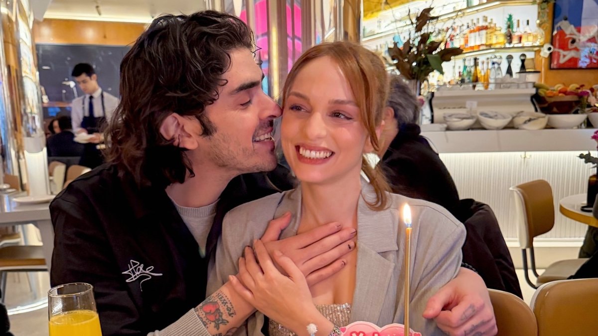 Nilperi Şahinkaya’nın 37. yaş kutlaması! Pastayı sevgilisiyle üfledi