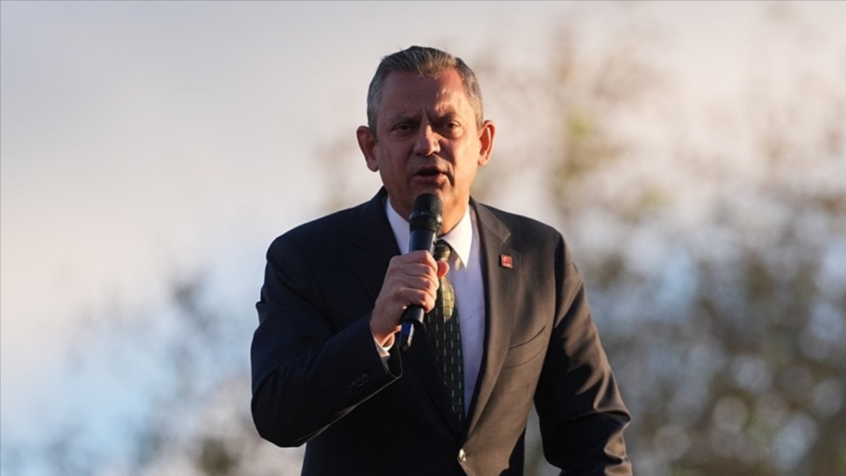 Özgür Özel: İlahiyi hocalar okur, Meclis’te okunmaz