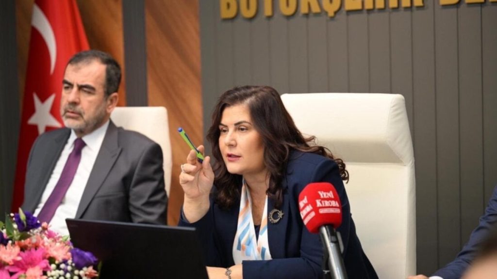 Özlem Çerçioğlu yargılandığı davadan beraat etti