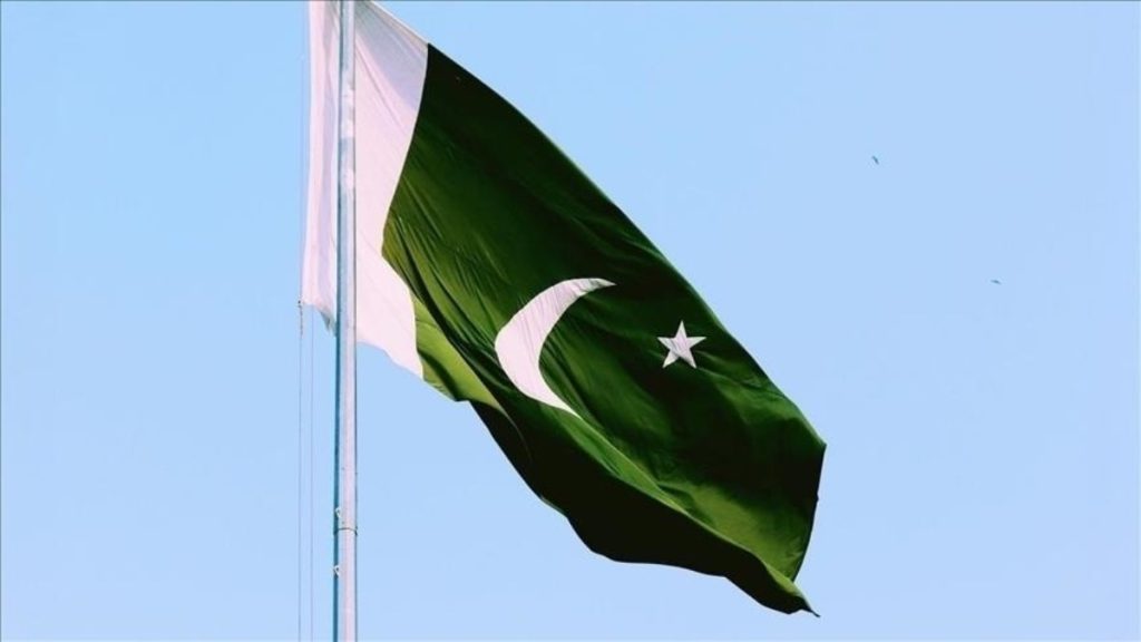 Pakistan’dan Afganistan’a hava saldırısı: Terör kampları hedef alındı
