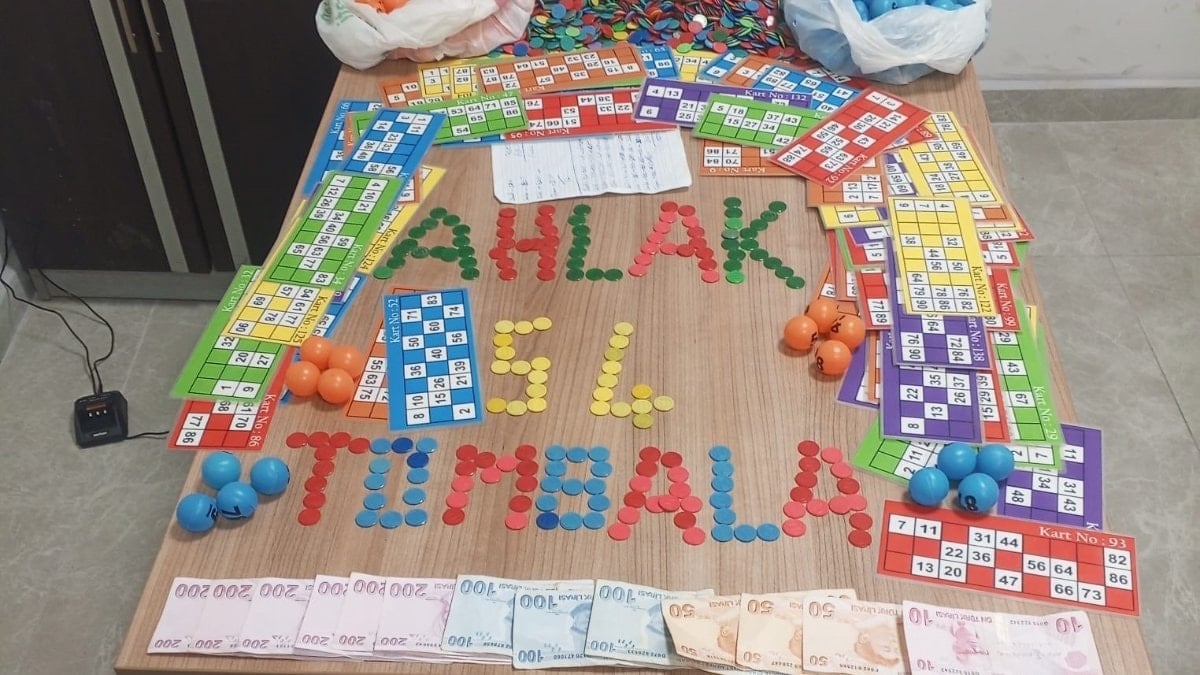 Sakarya’da taraftar derneği görünümlü kahvehaneye kumar baskını