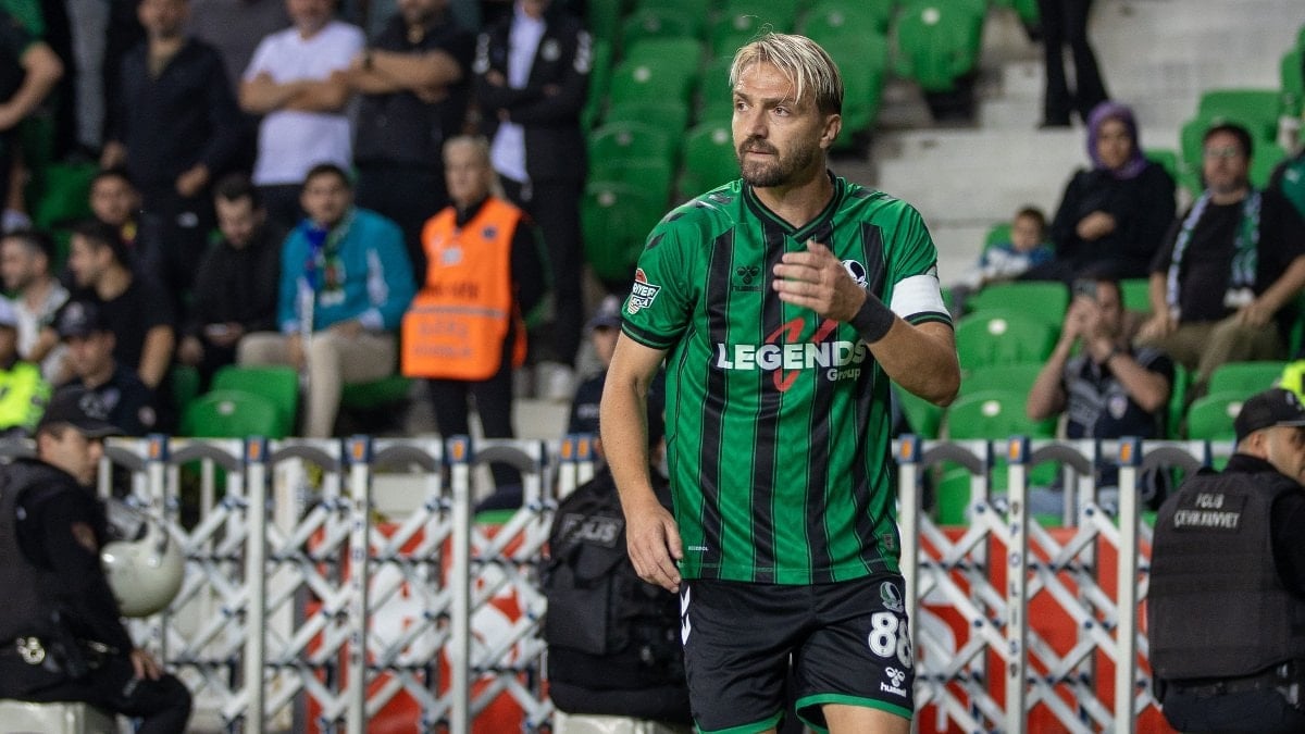 Sakaryaspor, Caner Erkin ile yollarını ayırdığını açıkladı