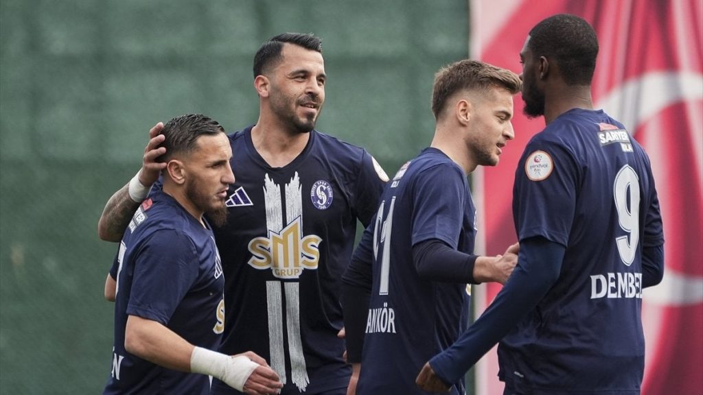 Sarıyer’den Adana Demirspor’a karşı 5 gollü galibiyet