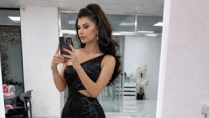 Şarkıcı Hatice cam sildi! Onu gören herkes korkuttu