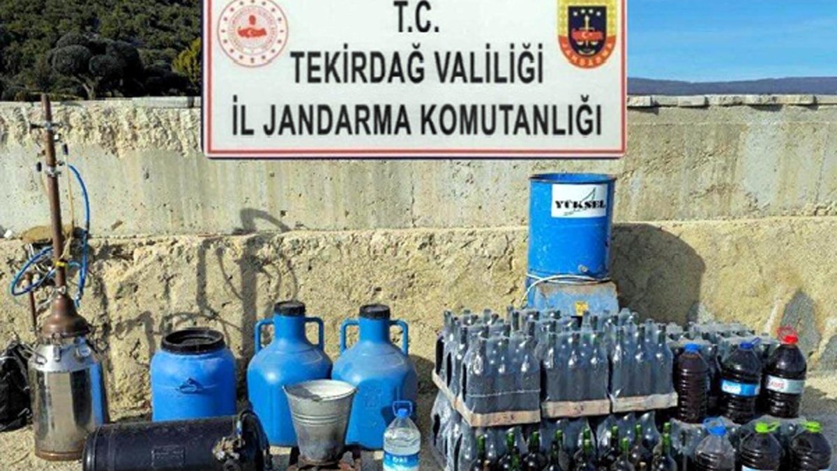 Tekirdağ’da çiftlik evine operasyon: Sahte alkol ve uyuşturucu ele geçirildi