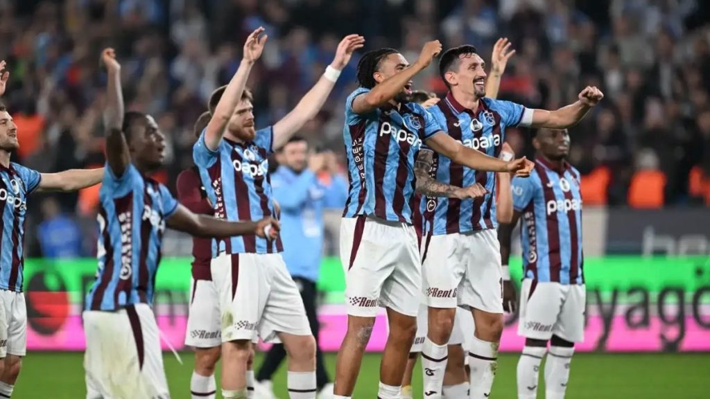 Trabzonspor, İstanbul takımlarına karşı 17 puan topladı