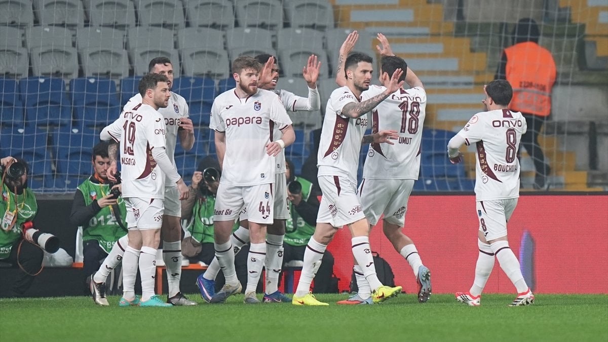 Trabzonspor, kupada çeyrek finalde! Başakşehir deplasmanında galip geldiler