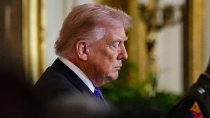 Trump: ABD Büyükelçiliği saldırısına yanıt çok yakında verilecek