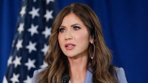 Trump, İç Güvenlik Bakanı Noem’i görevden aldı