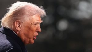 Trump: Küba’yı dostane bir şekilde ele geçirebiliriz