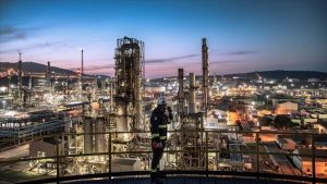 Türkiye, küresel enerji piyasalarına destek veriyor: Zorunlu petrol stoklarını piyasaya açıyor