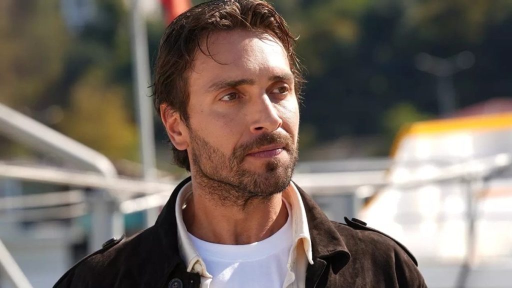 Ulaş Tuna Astepe ve Adil Koçari’nin şaşırtan benzerliği! Kader ortağı çıktılar…