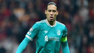 Virgil van Dijk, Ömer Bayram sorusuna tepki gösterdi