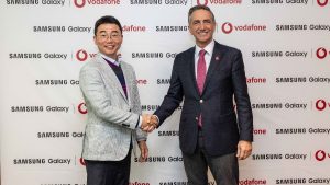 Vodafone ve Samsung’dan Mobil Dünya Kongresi’nde yeni 5G’li cihaz iş birliği