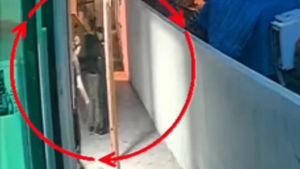 Yalova’da baba ile 14 aylık bebeğin darbedildiği anların görüntüsü ortaya çıktı