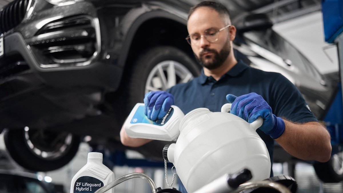 ZF yağlar ve yağ değişim kitleri ile elektrikli, hibrit ve konvansiyonel araçların kullanım ömrü uzuyor