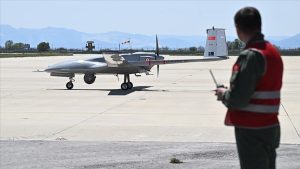 Abdulkadir Uraloğlu: Bu yıl İHA pilotu olmak için başvuranların sayısı yüzde 236 arttı