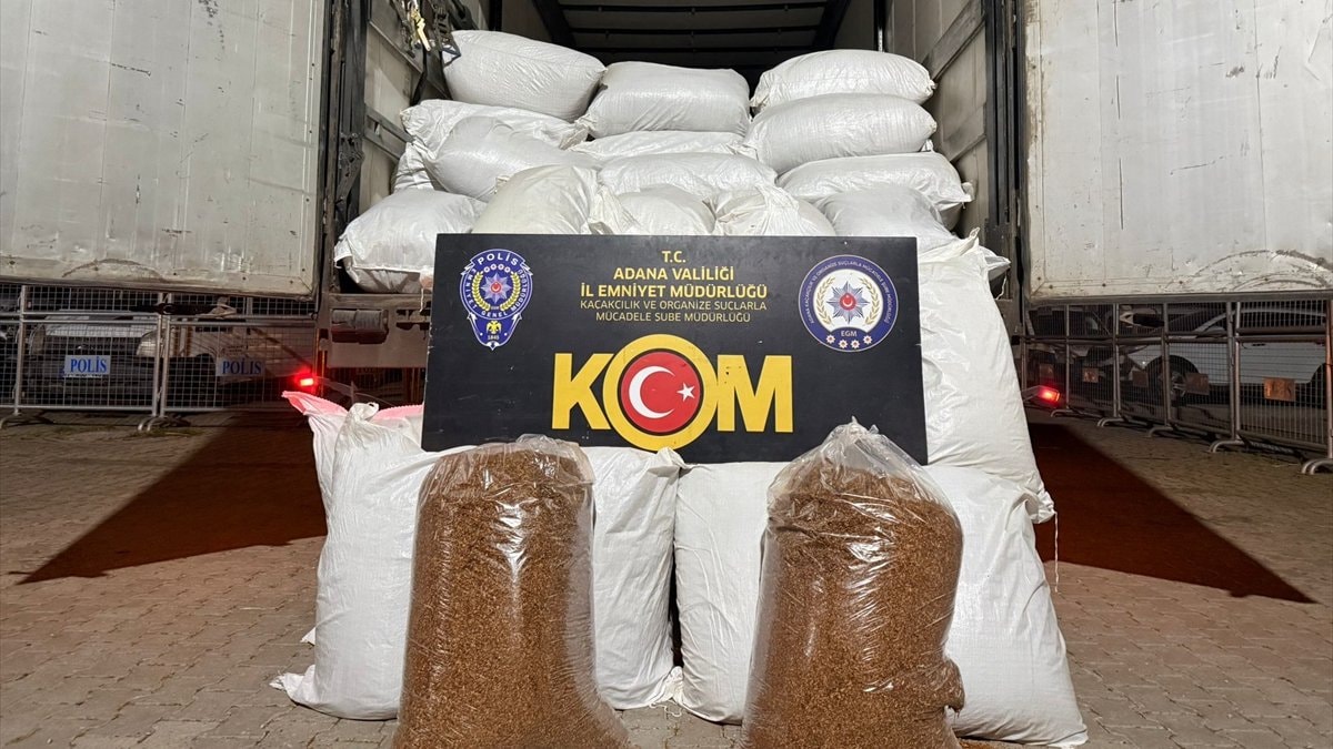 Adana’da 3 tondan fazla kaçak tütün ele geçirildi