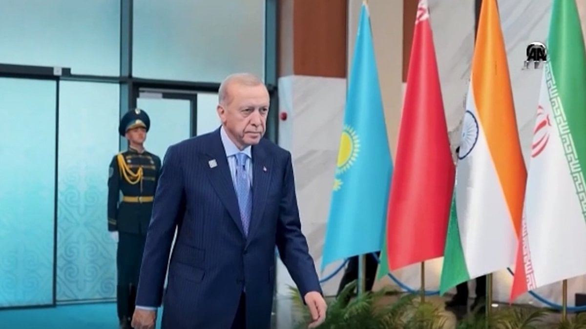 AK Parti’den “Türkiye Emin Ellerde” paylaşımı