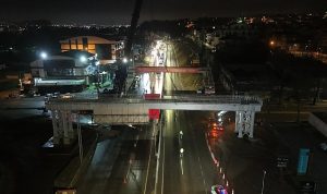 Başiskele Kavşağı’nda ’78 tonluk’ gece mesaisi