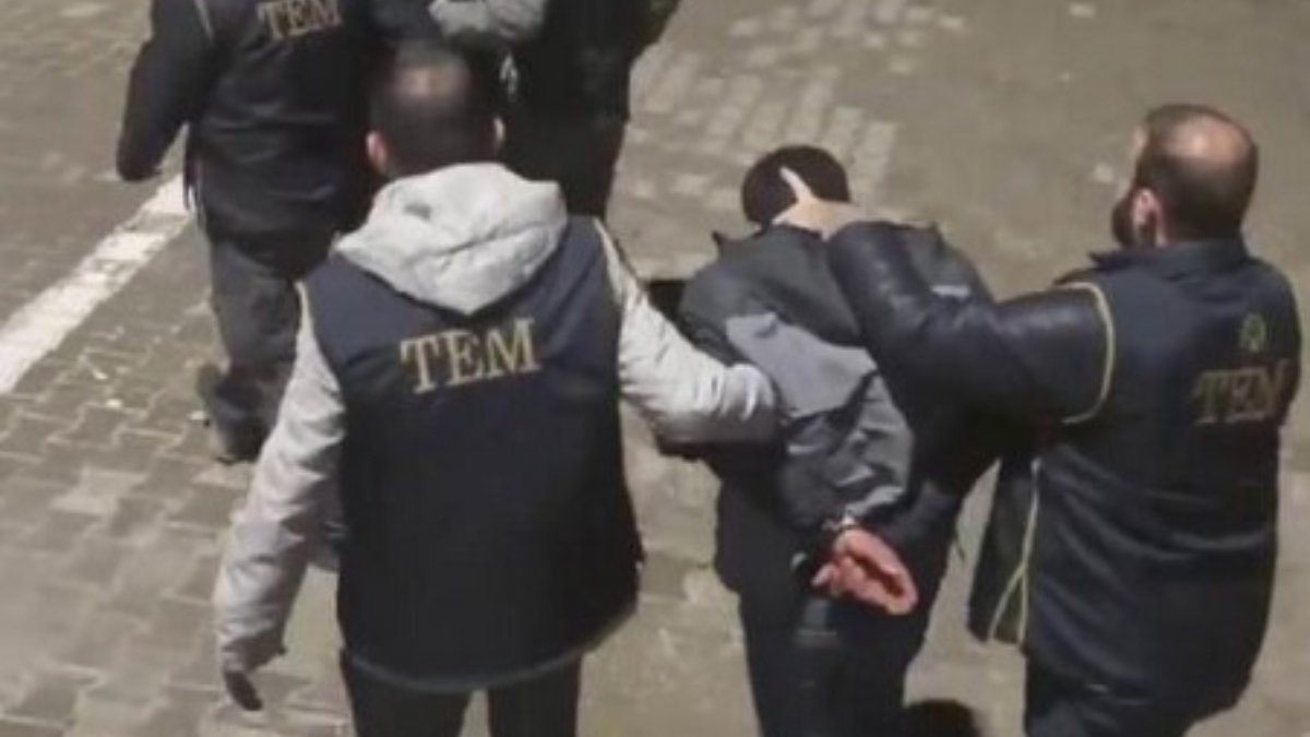 Diyarbakır Nevruz’unda terörist fotoğrafı taşıyan 6 kişi gözaltına alındı