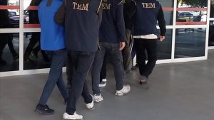 FETÖ’ye 27 şehirde operasyon: 47 şüpheli tutuklandı