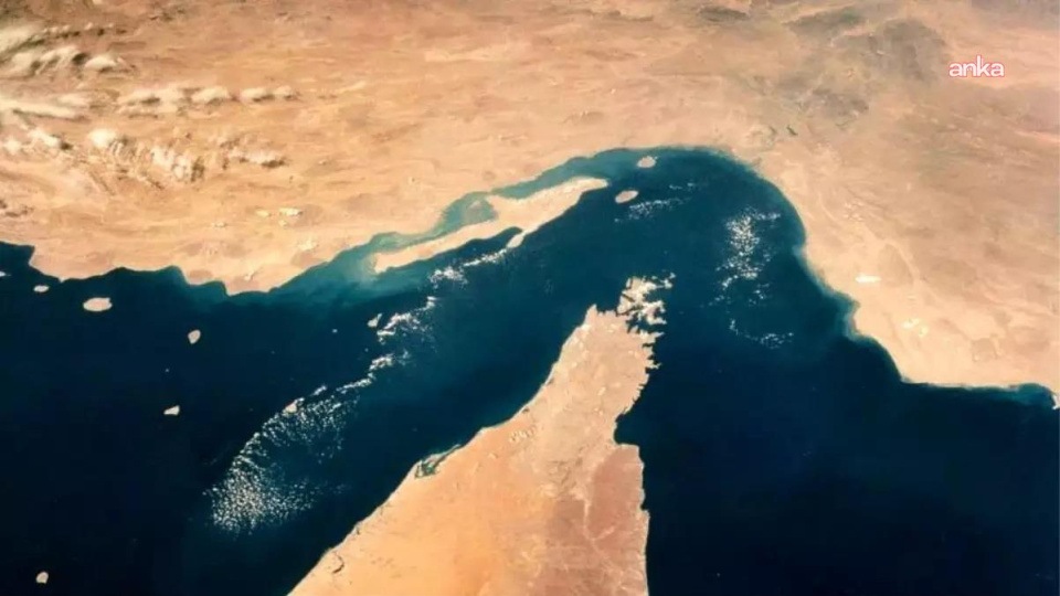 Hindistan bayraklı LPG tanker gemisi Hürmüz Boğazı’nı geçti