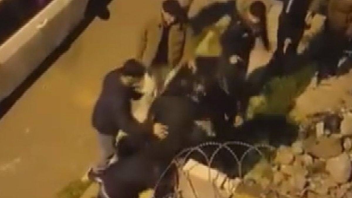 İstanbul Bağcılar’da saldırgan grup, polisi görünce kaçtı