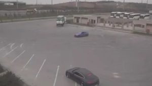 İstanbul’da drift yapan iki sürücü jandarmaya takıldı