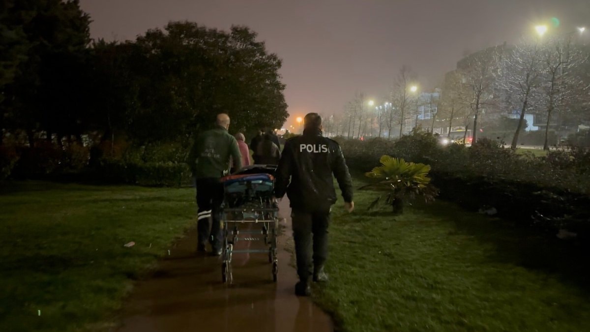 İstanbul’da parkta erkek cesedi bulundu