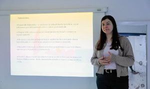 Konak’ta bağımlılık ile mücadele eğitimleri devam ediyor