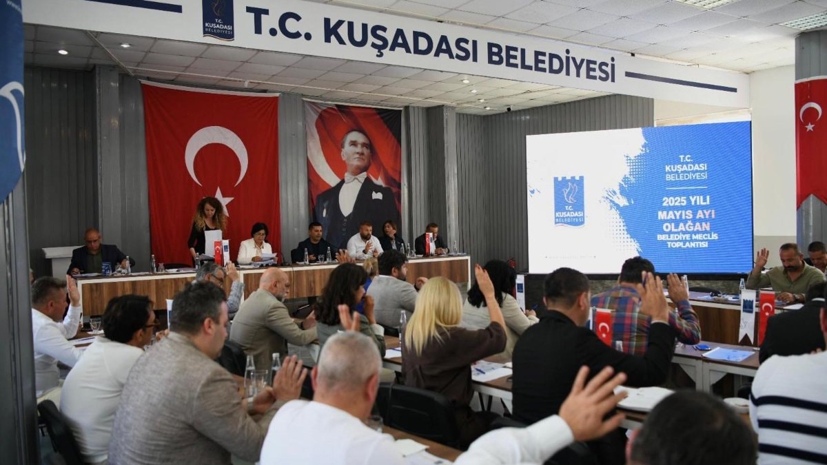 Kuşadası Belediyesi’nde başkan vekili seçimi yapıldı