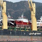 Marmaris’e kargo gemisiyle lüks motor yatlar getirildi