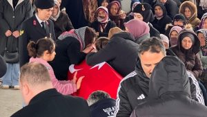 Şanlıurfa’da trafik kazasında hayatını kaybeden uzman çavuş son yolculuğuna uğurlandı