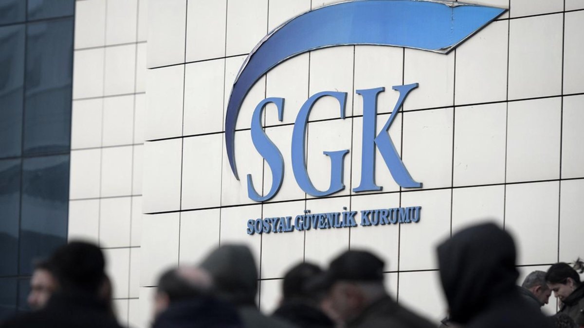 SGK’dan ‘sahte bayram ikramiyesi mesajı’ uyarısı