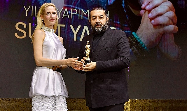 Suat Yanç ‘Yılın En İyi Yapımcısı’ ödülünü aldı