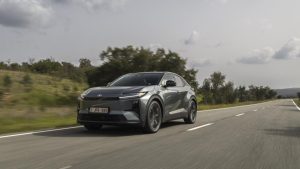 Tamamen elektrikli Toyota C-HR+ Avrupa’da satışa çıktı