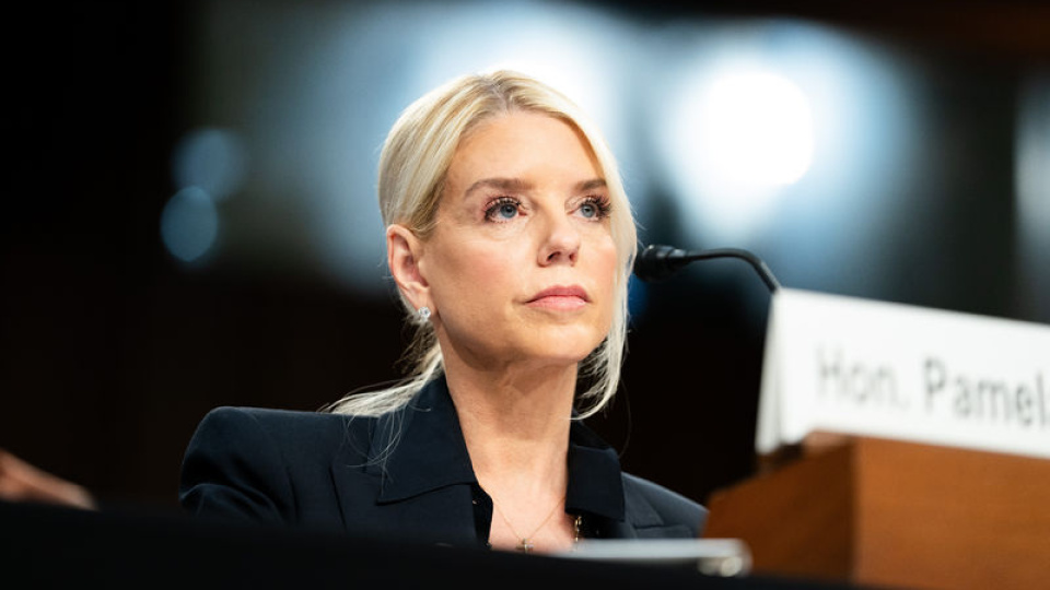 Trump, Adalet Bakanı’nın görevden aldığını duyurdu