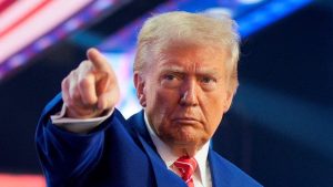 Trump’ın İran hamlesi ticari fırsata dönüştü: Dubai boşaldı, kazanç ABD Başkanı’na aktı